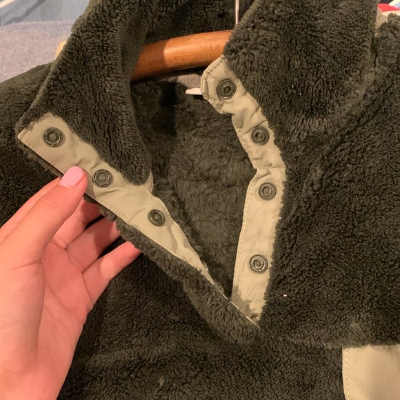 LL Bean quarter button up dark green women’s small - Picture 6 of 6